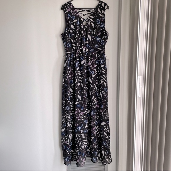 💗 RICKI’S Elegant Black Floral Maxi Dress - Picture 5 of 11